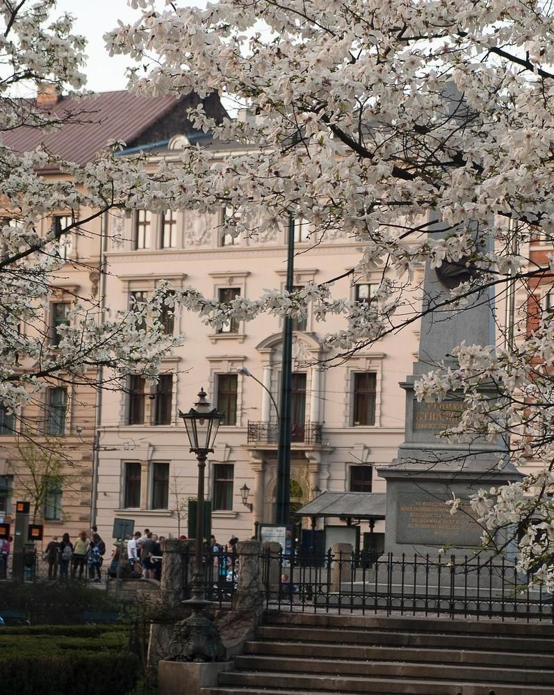 Aparthotel Basztowa Krasków Eksteriør bilde